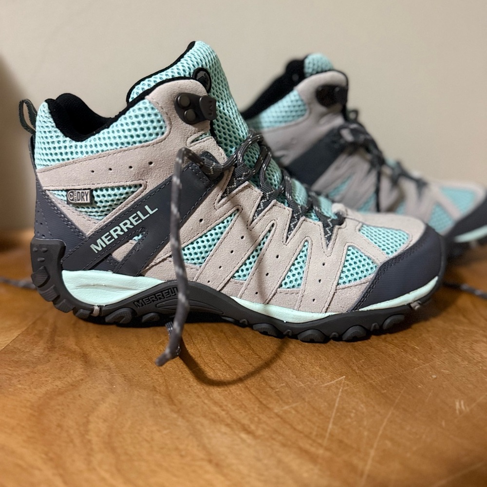 Merrell Women's Hiking boots - Aqua and Charcoal